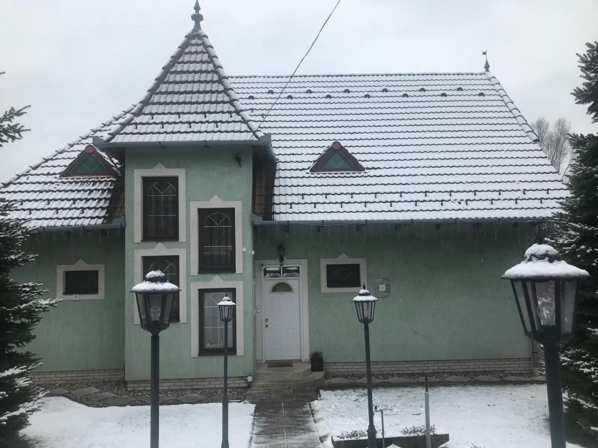 Balaton Garden Apartment บาลาตองโยรอค ภายนอก รูปภาพ