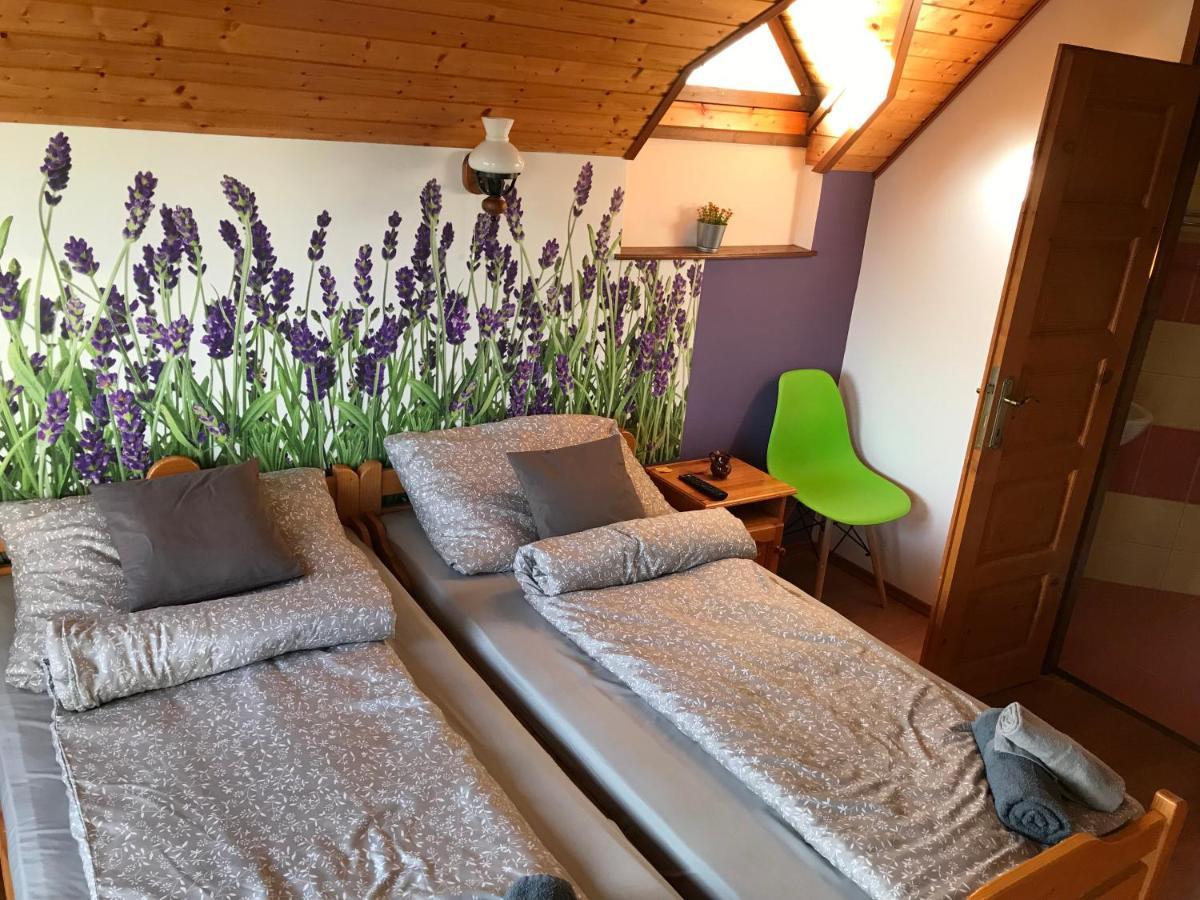 Balaton Garden Apartment บาลาตองโยรอค ภายนอก รูปภาพ