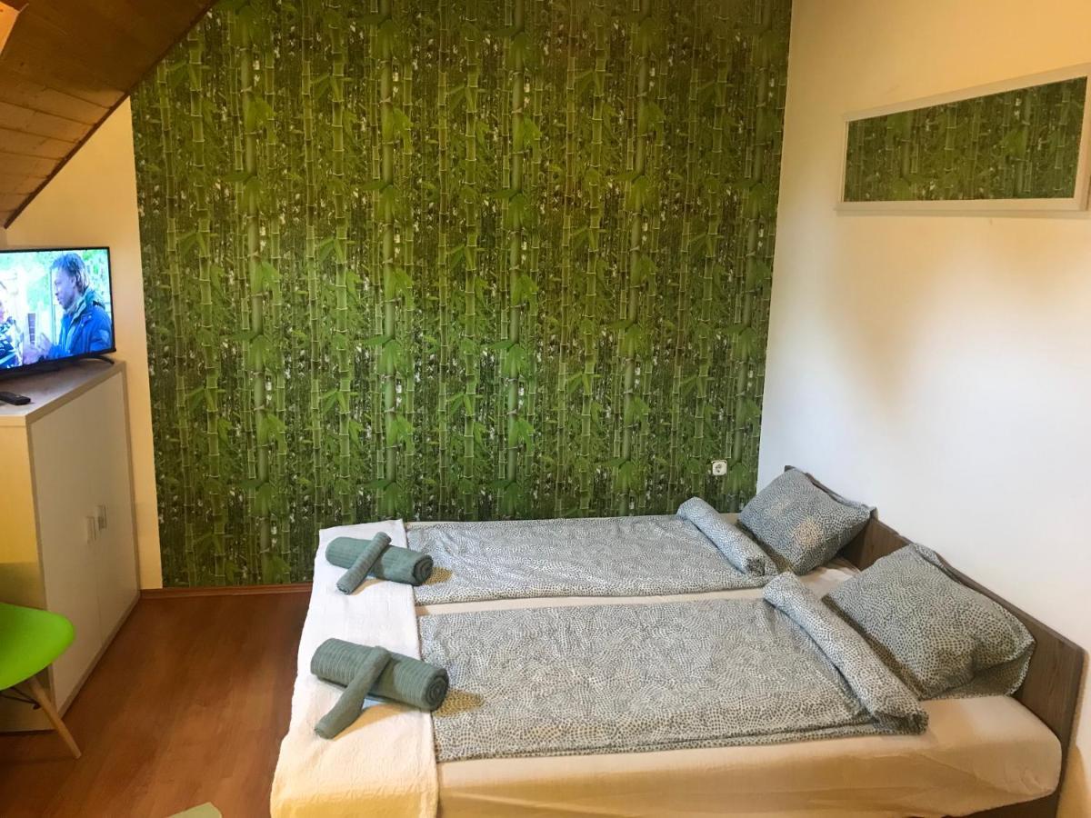 Balaton Garden Apartment บาลาตองโยรอค ภายนอก รูปภาพ