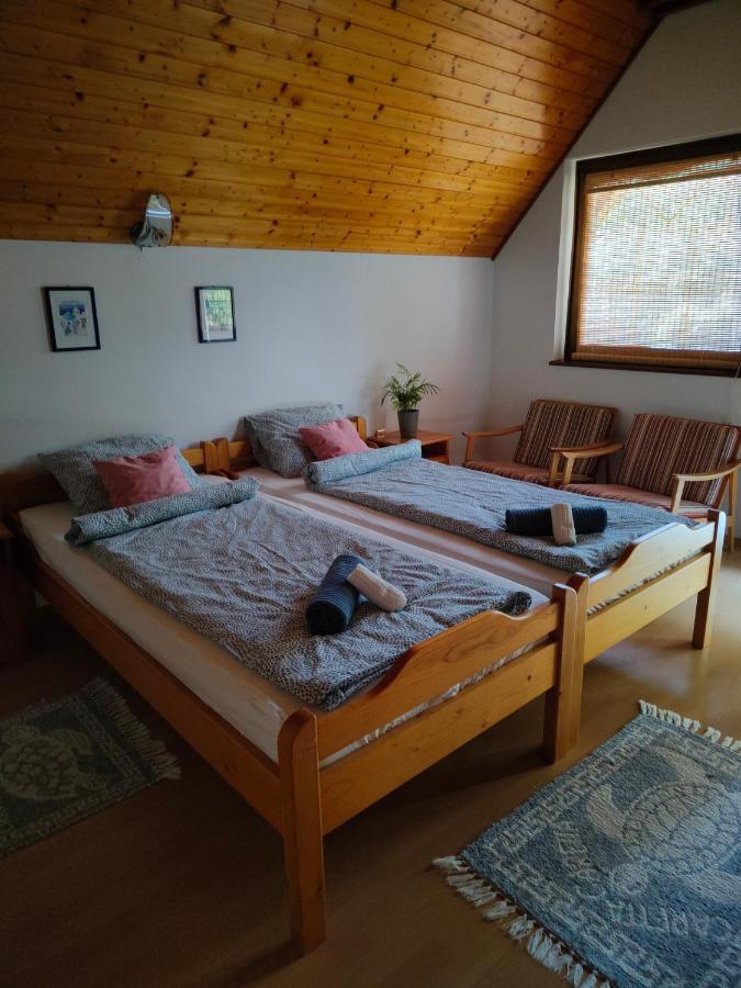 Balaton Garden Apartment บาลาตองโยรอค ภายนอก รูปภาพ